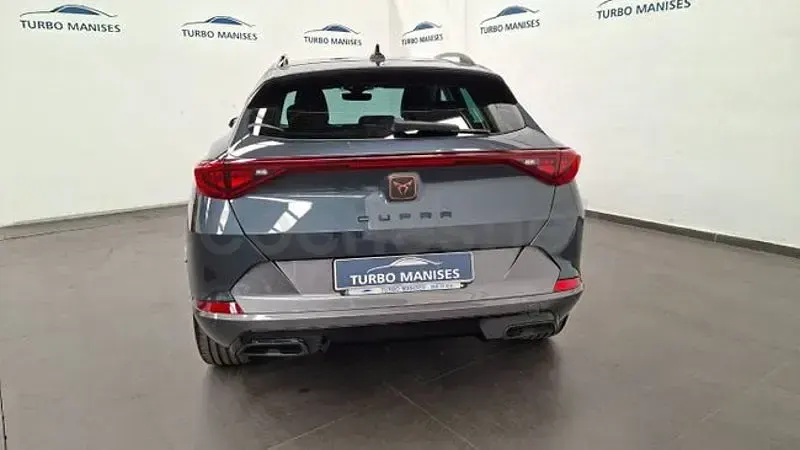 Usado Cupra Formentor 150 CV (110 kW) 2022 Gris / plata SUV