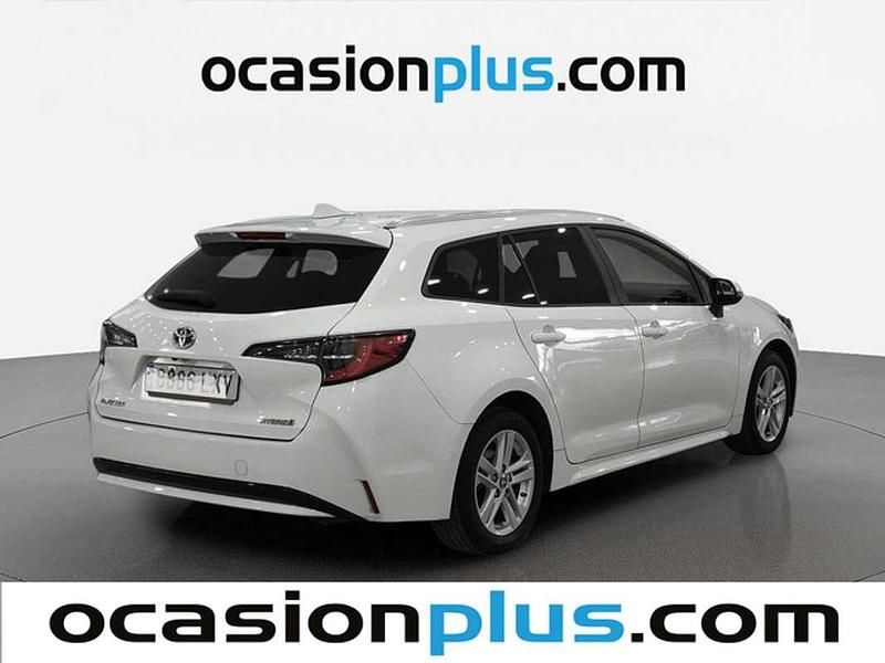 Usado Toyota Corolla Business Edition 122 CV (89 kW) 2022 Blanco Familiar