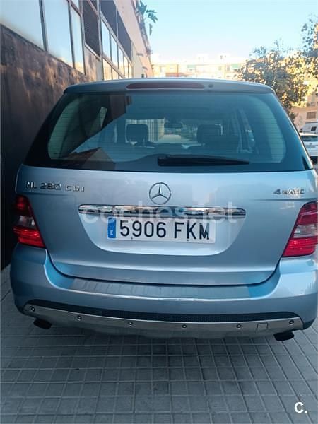 Usado Mercedes ML280 190 CV (139 kW) 2007 Gris / plata SUV