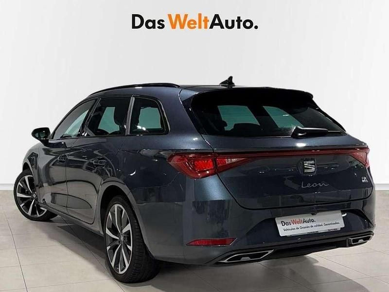 Usado Seat Leon ST FR 204 CV (150 kW) 2021 Gris Familiar