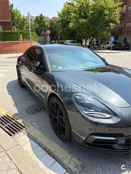Usado Porsche Panamera 4S 420 CV (308 kW) 2017 Gris / plata Berlina