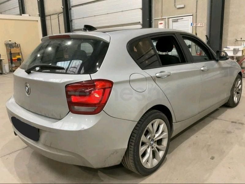 Usado BMW 114 95 CV (69 kW) 2014 Gris / plata Utilitario