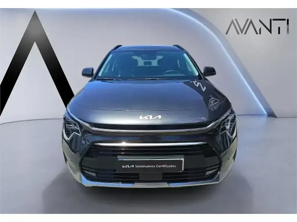 Usado Kia Niro 183 CV (134 kW) 2023 Negro SUV