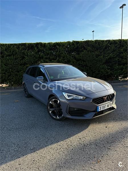 Begagnad Cupra Leon 190 HK (139 kW) 2024 Grå Kombi