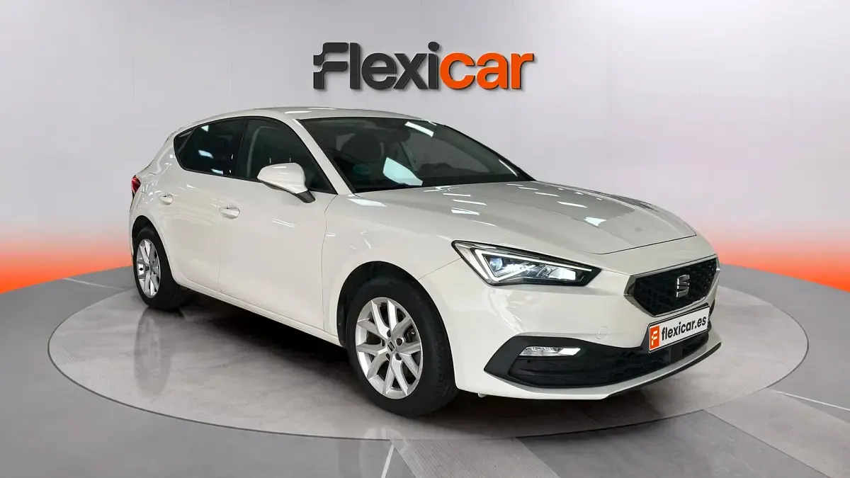 Usado Seat Leon Style 131 CV (96 kW) 2021 Berlina