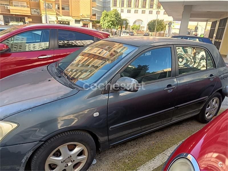 Gris / plata Usado 2006 Toyota Corolla Sol Berlina | 3700 € (Precio justo) - Imagen 1/4