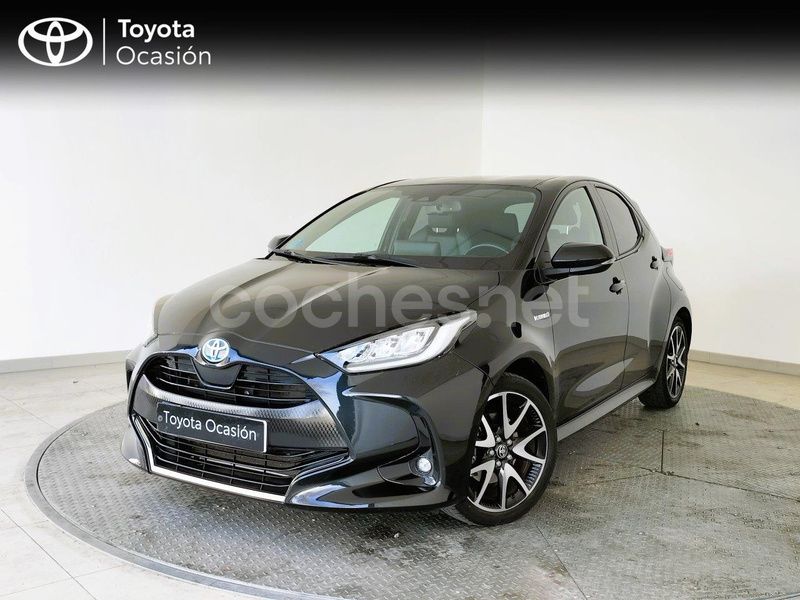 Negro Usado 2021 Toyota Yaris Hybrid Style Berlina | 19.200 € (Precio justo) - Imagen 1/4