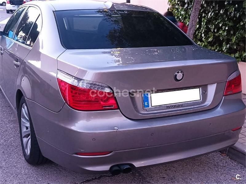 Usado BMW 530 231 CV (169 kW) 2007 Beige Berlina