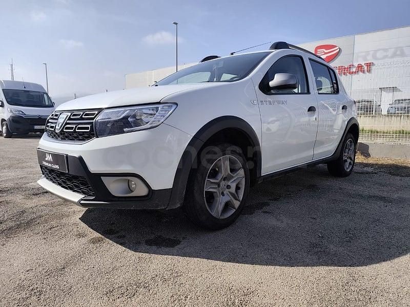 Usado Dacia Sandero Essentiel 73 CV (53 kW) 2019 Blanco Berlina
