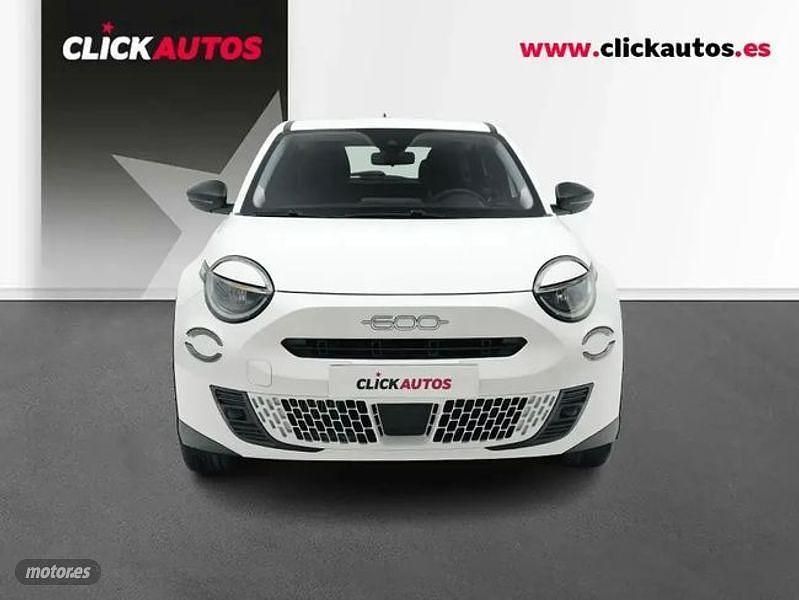 Usado Fiat 600 100 CV (73 kW) 2025 Blanco SUV