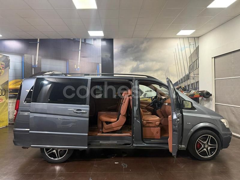 Usado Mercedes Viano Avantgarde 258 CV (189 kW) 2014 Azul Monovolumen