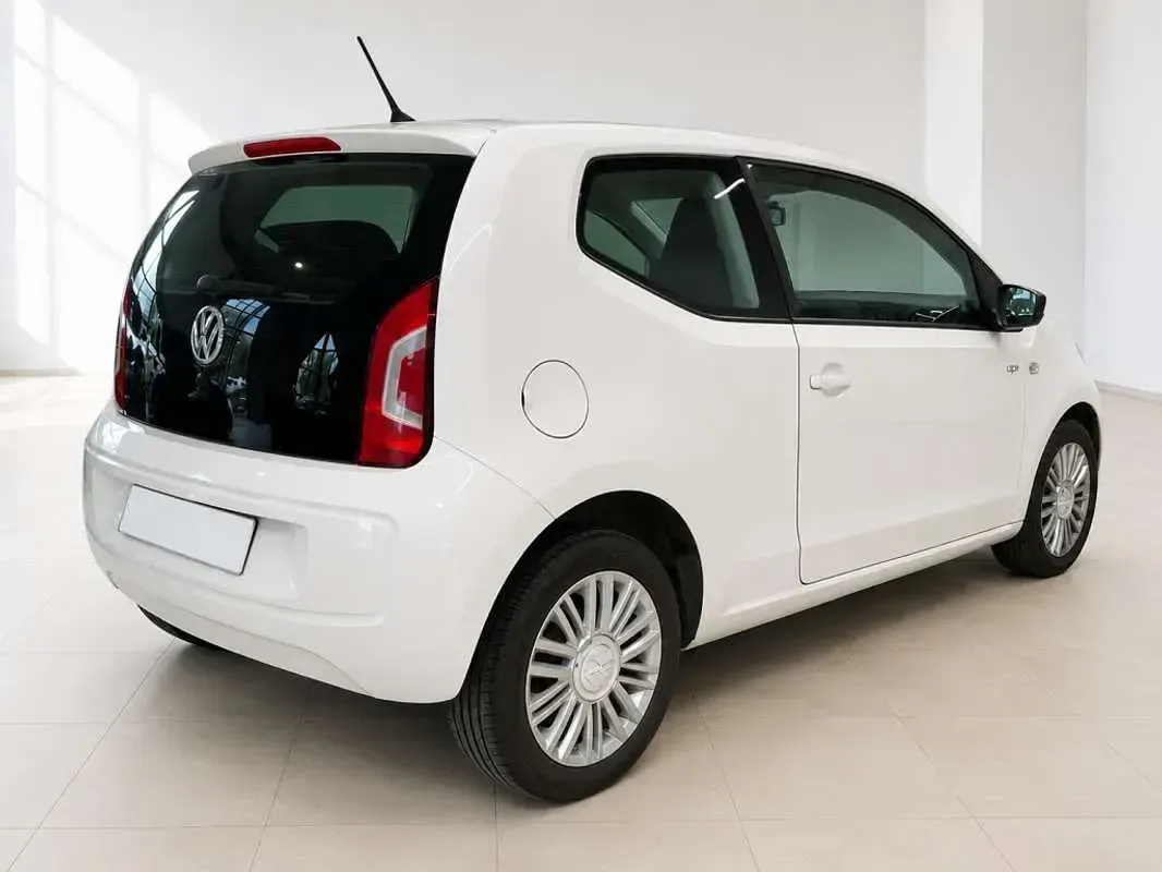 Usado VW up! Move 60 CV (44 kW) 2014 Blanco Utilitario