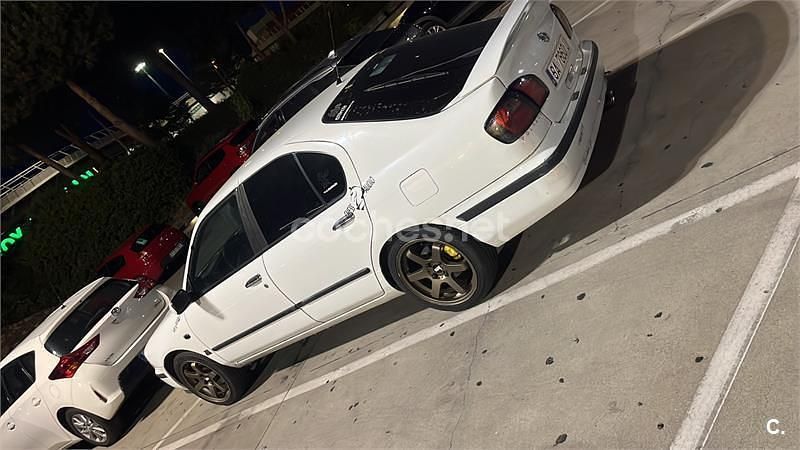 Usado Nissan Primera Comfort 90 CV (66 kW) 1999 Blanco Familiar