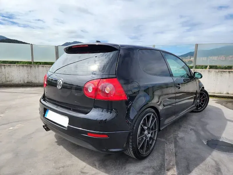Usado VW Golf IV GTI 200 CV (147 kW) 2006 Negro Berlina