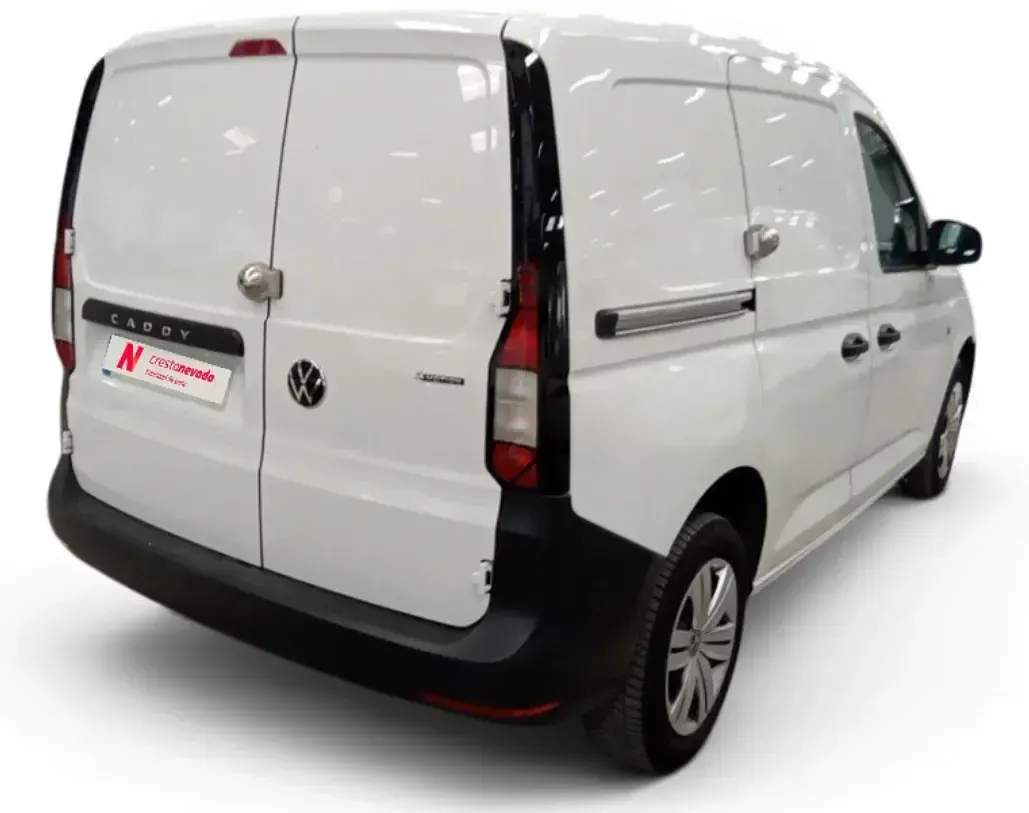 Usado VW Caddy 122 CV (89 kW) 2022 Blanco Monovolumen
