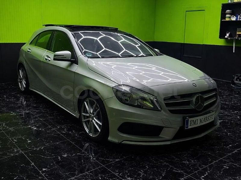Usado Mercedes A180 AMG 122 CV (89 kW) 2013 Gris / plata Berlina