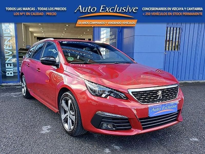 Usado Peugeot 308 SW GT-line 130 CV (95 kW) 2020 Granate Familiar