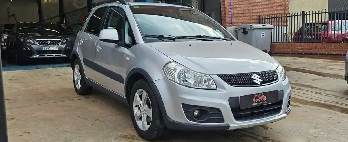 Usado Suzuki SX4 GL 120 CV (88 kW) 2013 Gris Utilitario