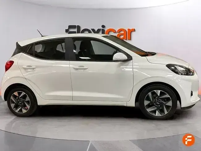 Usado Hyundai i10 67 CV (49 kW) 2023 Blanco Utilitario