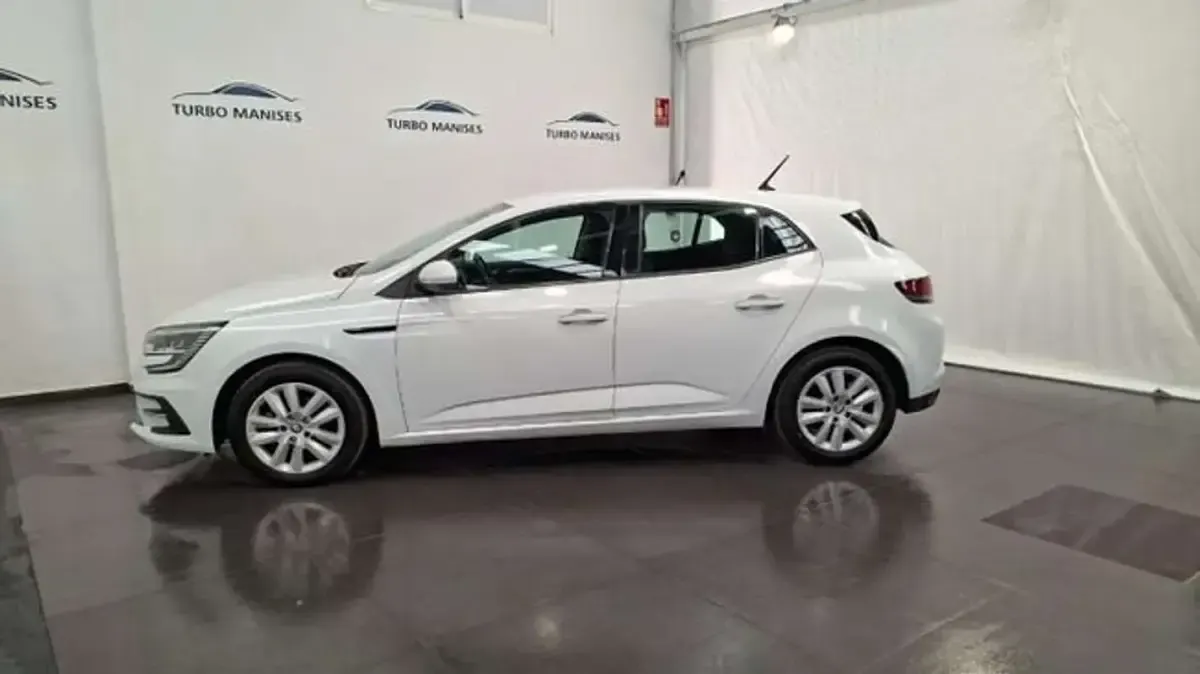 Usado Renault Mégane Intens 116 CV (85 kW) 2023 Blanco Utilitario