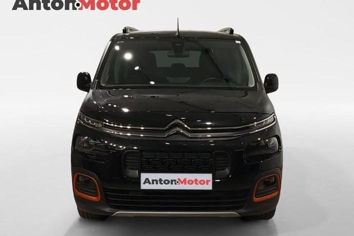Usado Citroën Berlingo Business Class 102 CV (75 kW) 2023 Negro Monovolumen