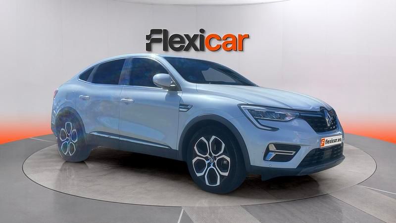 Usado Renault Arkana 145 CV (106 kW) 2022 Gris SUV