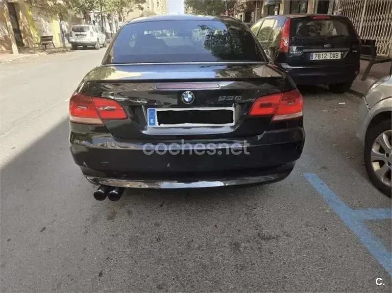 Usado BMW 330 Cabriolet 231 CV (169 kW) 2007 Negro Descapotable