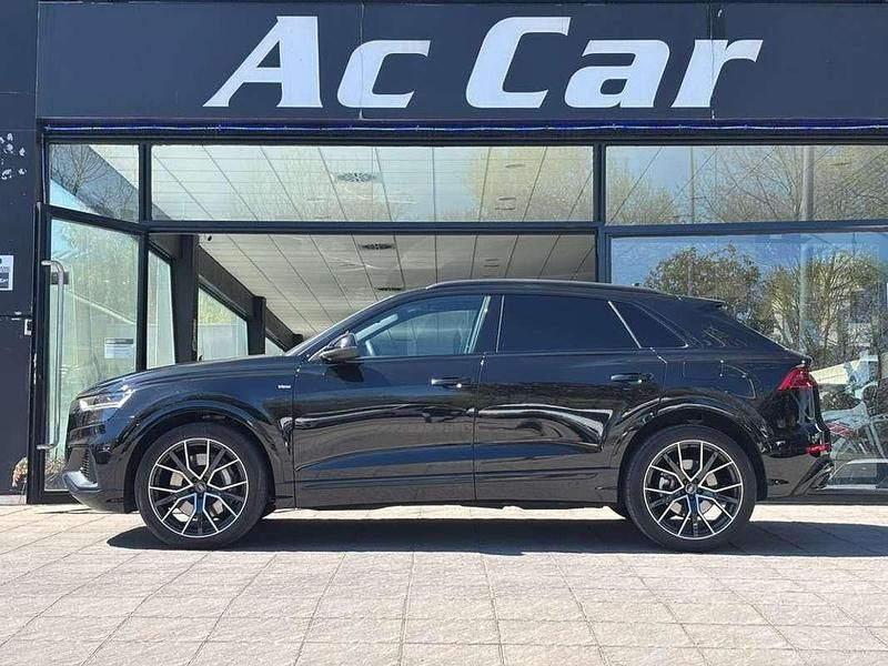 Usado Audi Q8 S-Line 381 CV (280 kW) 2023 Negro SUV