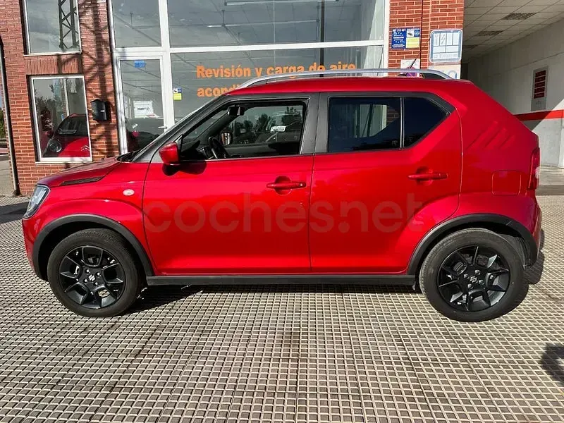 Usado Suzuki Ignis 83 CV (61 kW) 2024 Rojo SUV