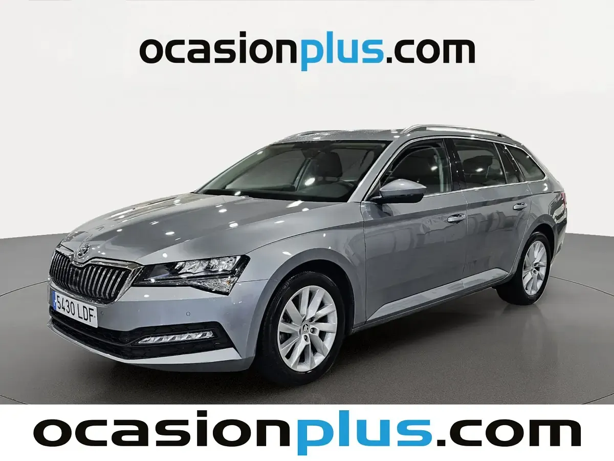 Usado Skoda Superb Ambition 150 CV (110 kW) 2019 Familiar