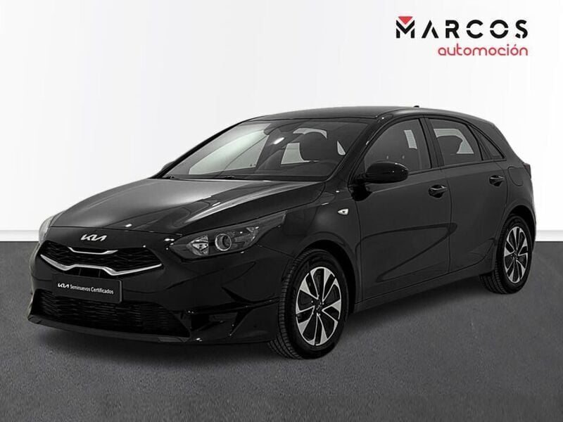 Negro Usado 2024 Kia Ceed Berlina | 20.200 € (Precio justo) - Imagen 1/4