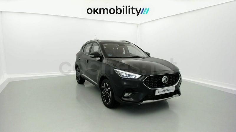 Usado MG ZS Luxury 111 CV (81 kW) 2023 Negro SUV