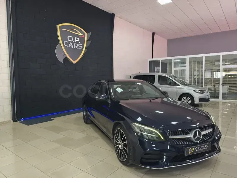 Usado Mercedes C220 194 CV (142 kW) 2019 Azul Berlina