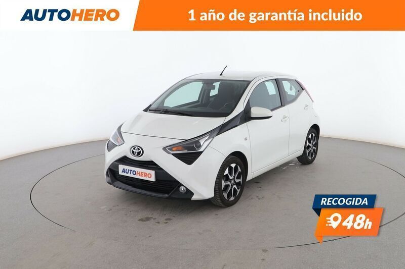 Blanco Usado 2020 Toyota Aygo X-clusiv Utilitario | 13.599 € (Un poco caro) - Imagen 1/3