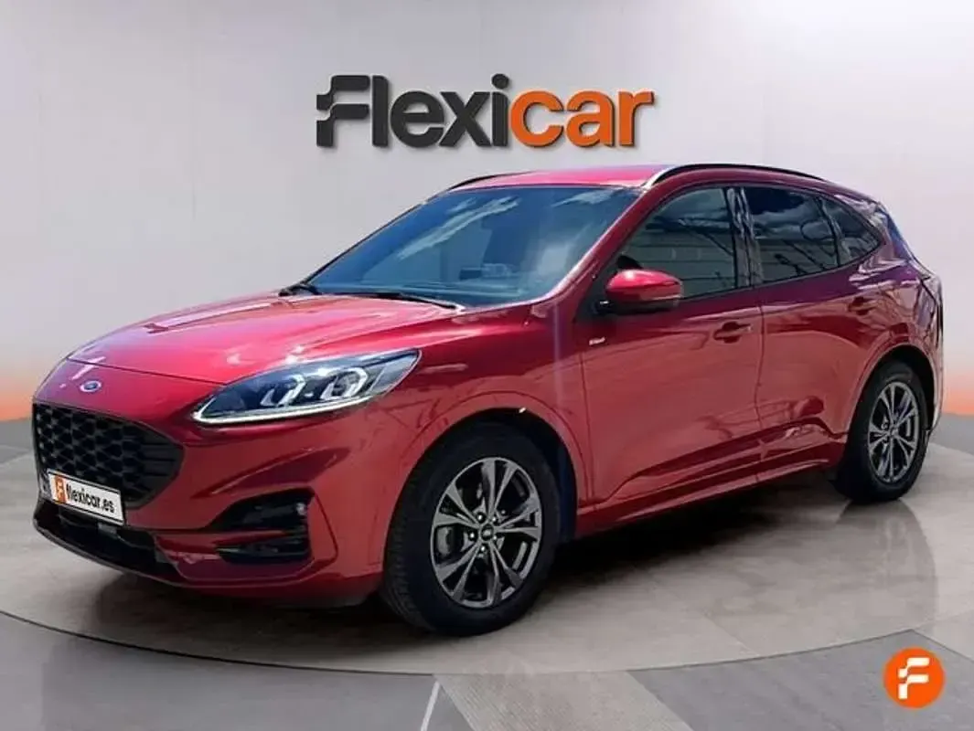 Usado Ford Kuga ST-Line 120 CV (88 kW) 2022 Burdeos SUV