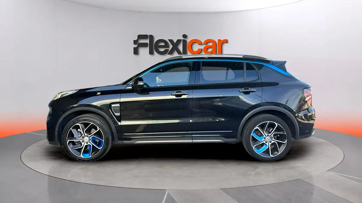 Usado Lynk & Co 01 261 CV (191 kW) 2023 Negro SUV