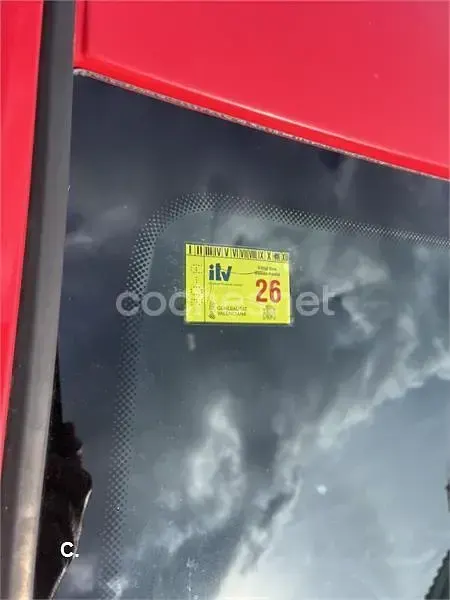 Usado Dacia Sandero Base 75 CV (55 kW) 2010 Rojo Berlina