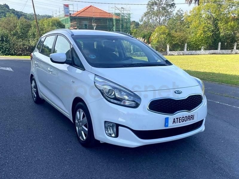 Usado Kia Carens 135 CV (99 kW) 2018 Blanco Monovolumen