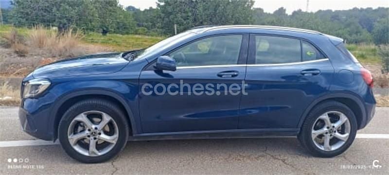 Usado Mercedes GLA200 136 CV (100 kW) 2019 Azul SUV