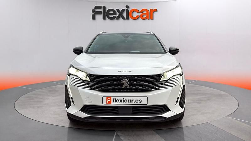 Usado Peugeot 5008 Allure 131 CV (96 kW) 2021 Blanco Monovolumen