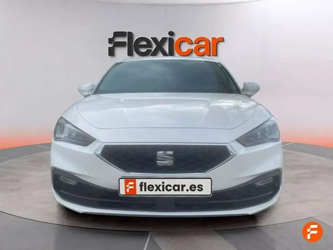 Usado Seat Leon 116 CV (85 kW) 2020 Blanco Berlina