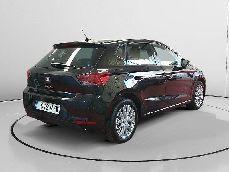 Usado Seat Ibiza 116 CV (85 kW) 2025 Negro Utilitario