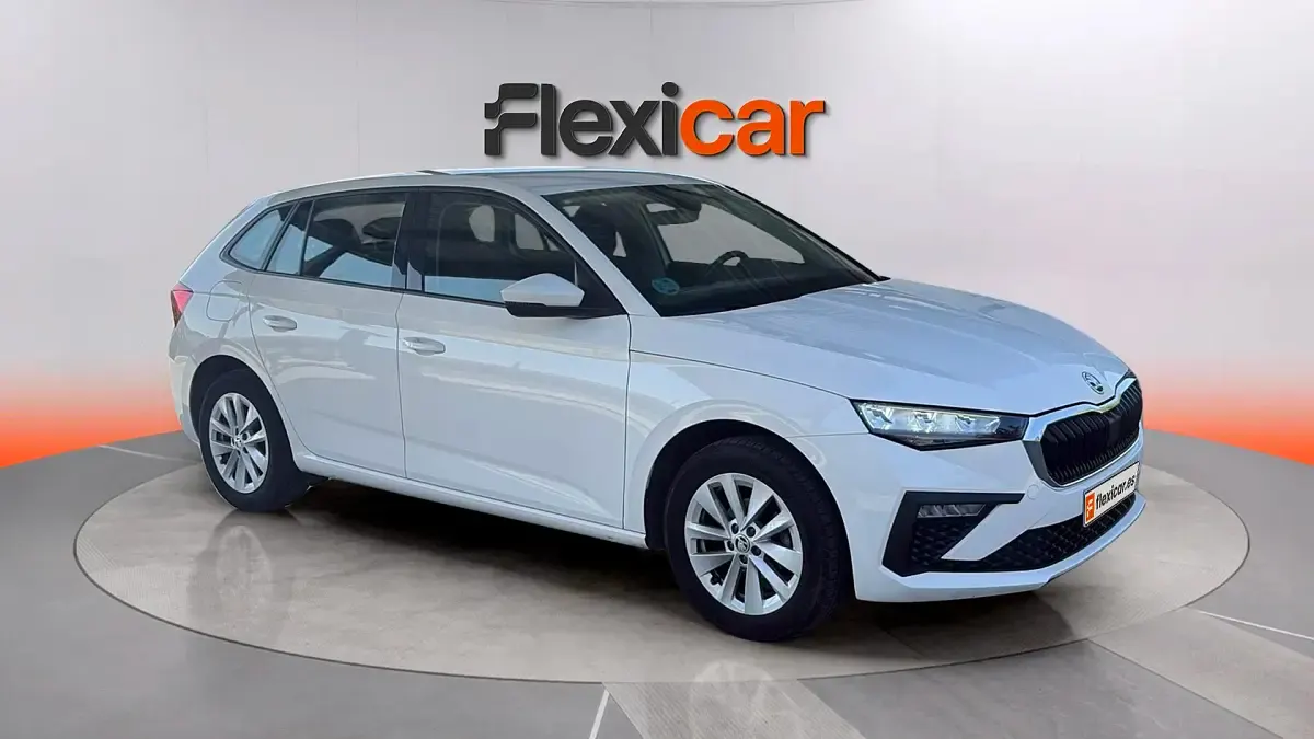 Usado Skoda Scala Essence 95 CV (69 kW) 2024 Utilitario