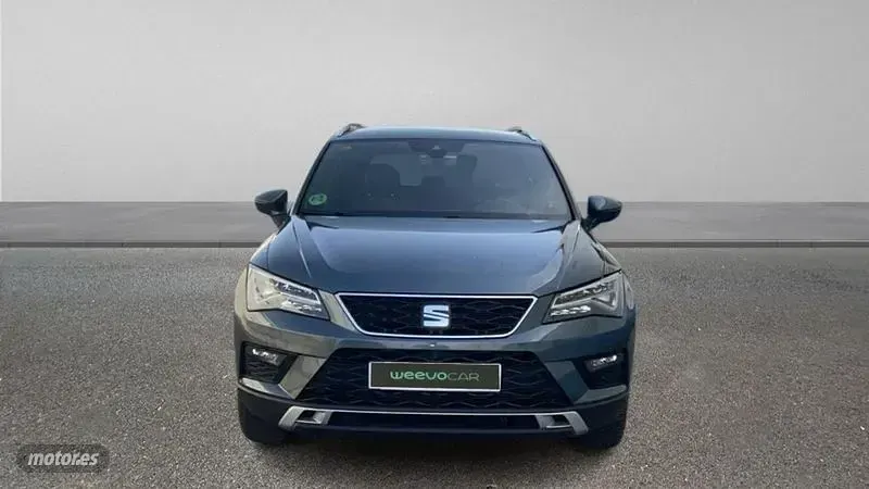 Usado Seat Ateca Style 150 CV (110 kW) 2019 Gris SUV