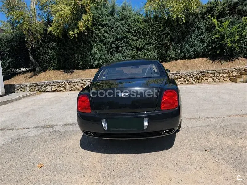 Usado Bentley Continental Flying Spur 552 CV (405 kW) 2006 Negro Berlina
