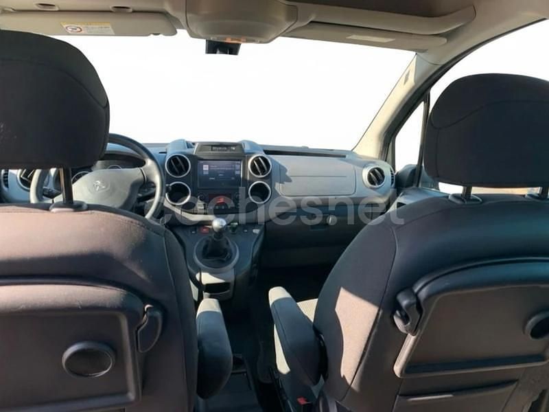 Usado Peugeot Partner Tepee Active 100 CV (73 kW) 2016 Azul Monovolumen