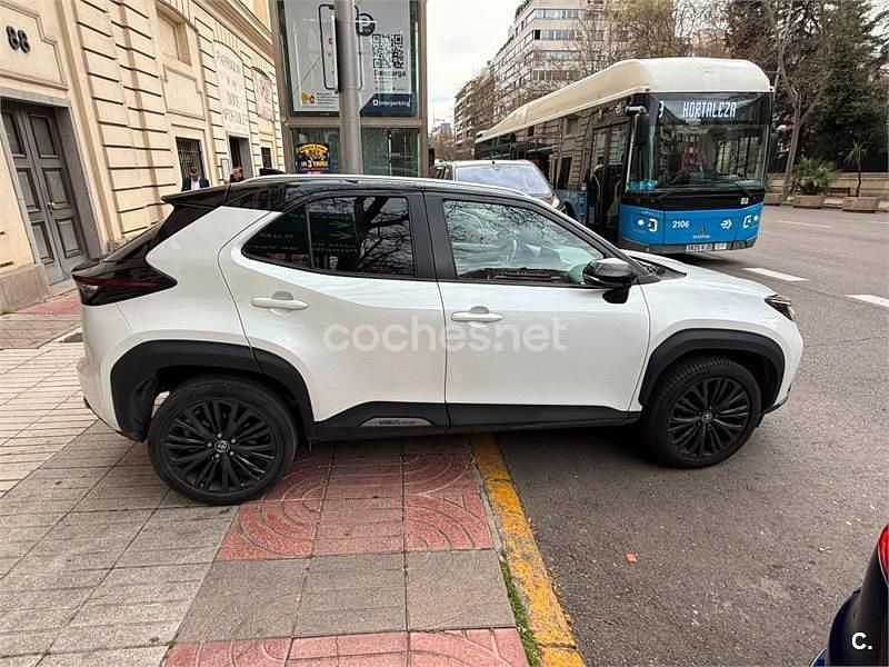 Usado Toyota Yaris Cross 116 CV (85 kW) 2021 Blanco SUV
