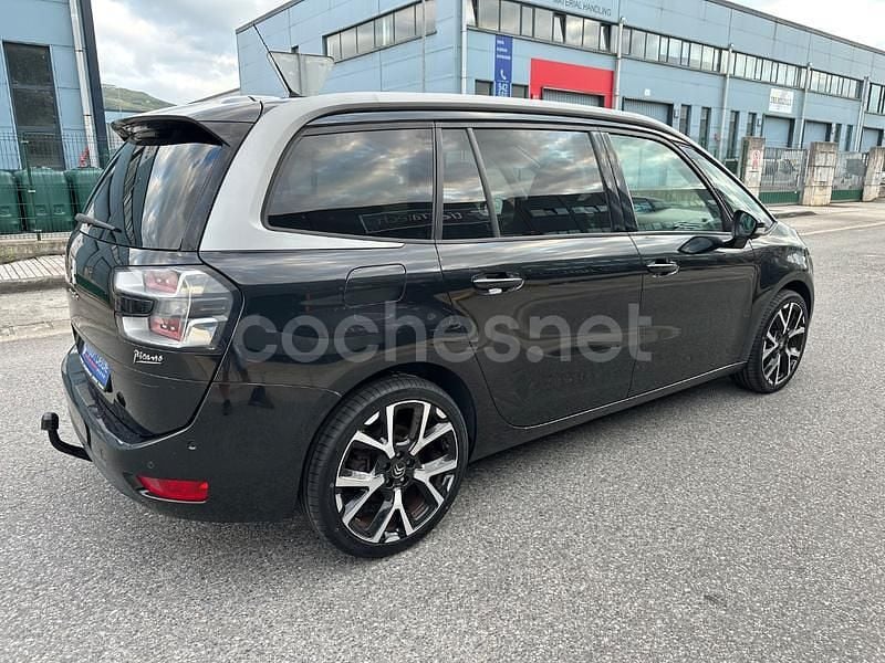 Usado Citroën Grand C4 Picasso Intensive 120 CV (88 kW) 2015 Negro Monovolumen