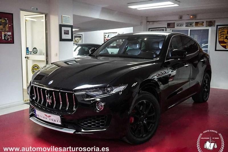 Negro Usado 2017 Maserati Levante SUV | 43.000 € (Un poco caro) - Imagen 1/4