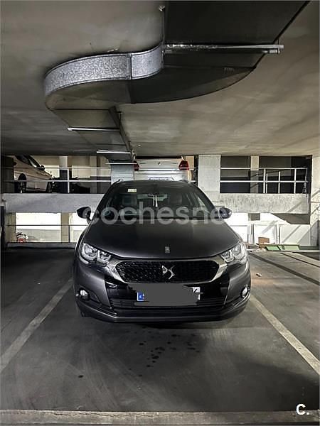 Usado DS Automobiles DS4 Crossback Style 120 CV (88 kW) 2018 Gris / plata SUV